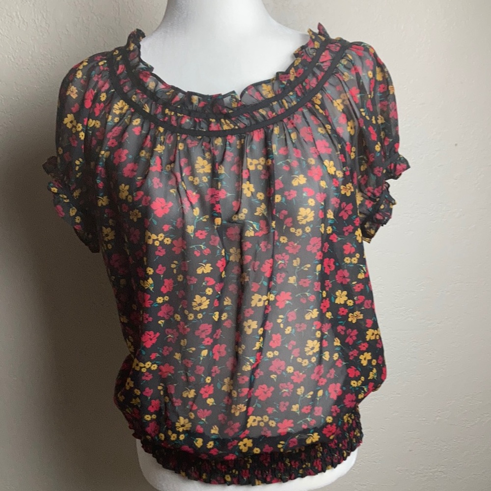 Women's floral  Shoulder  Blouse Size Large